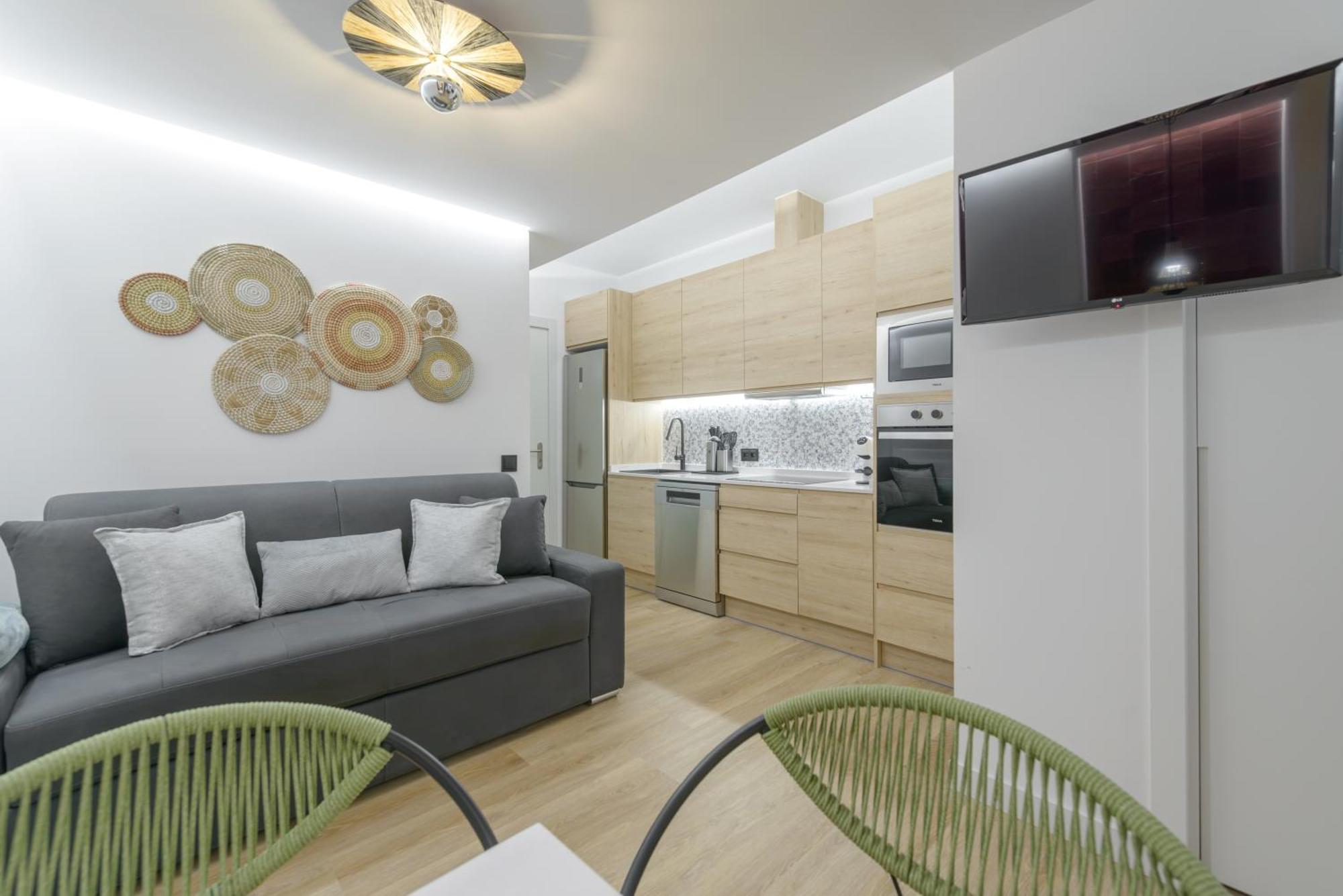 Gran Via Capitals By Monaro***** Apartment Мадрид Екстериор снимка