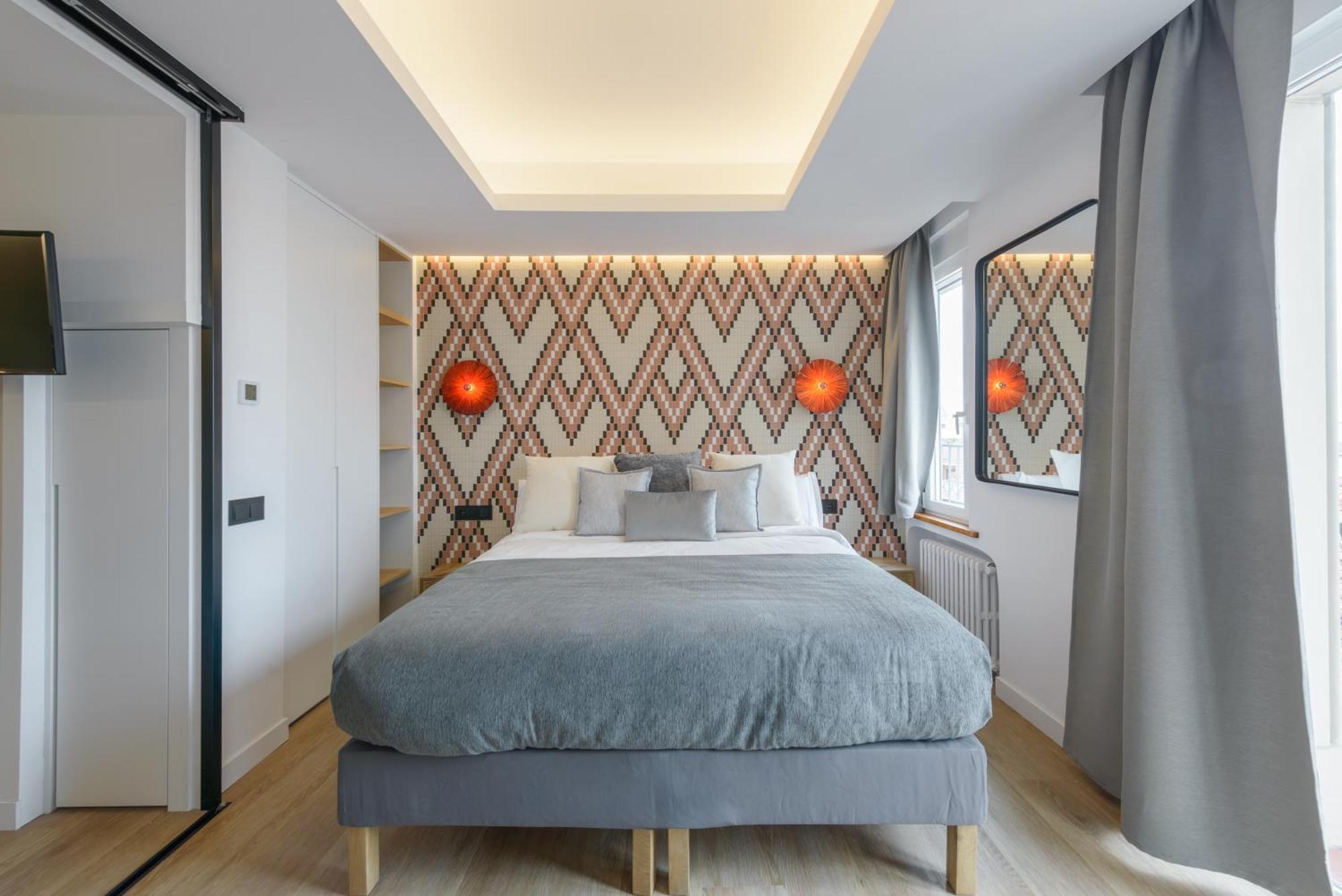 Gran Via Capitals By Monaro***** Apartment Мадрид Екстериор снимка