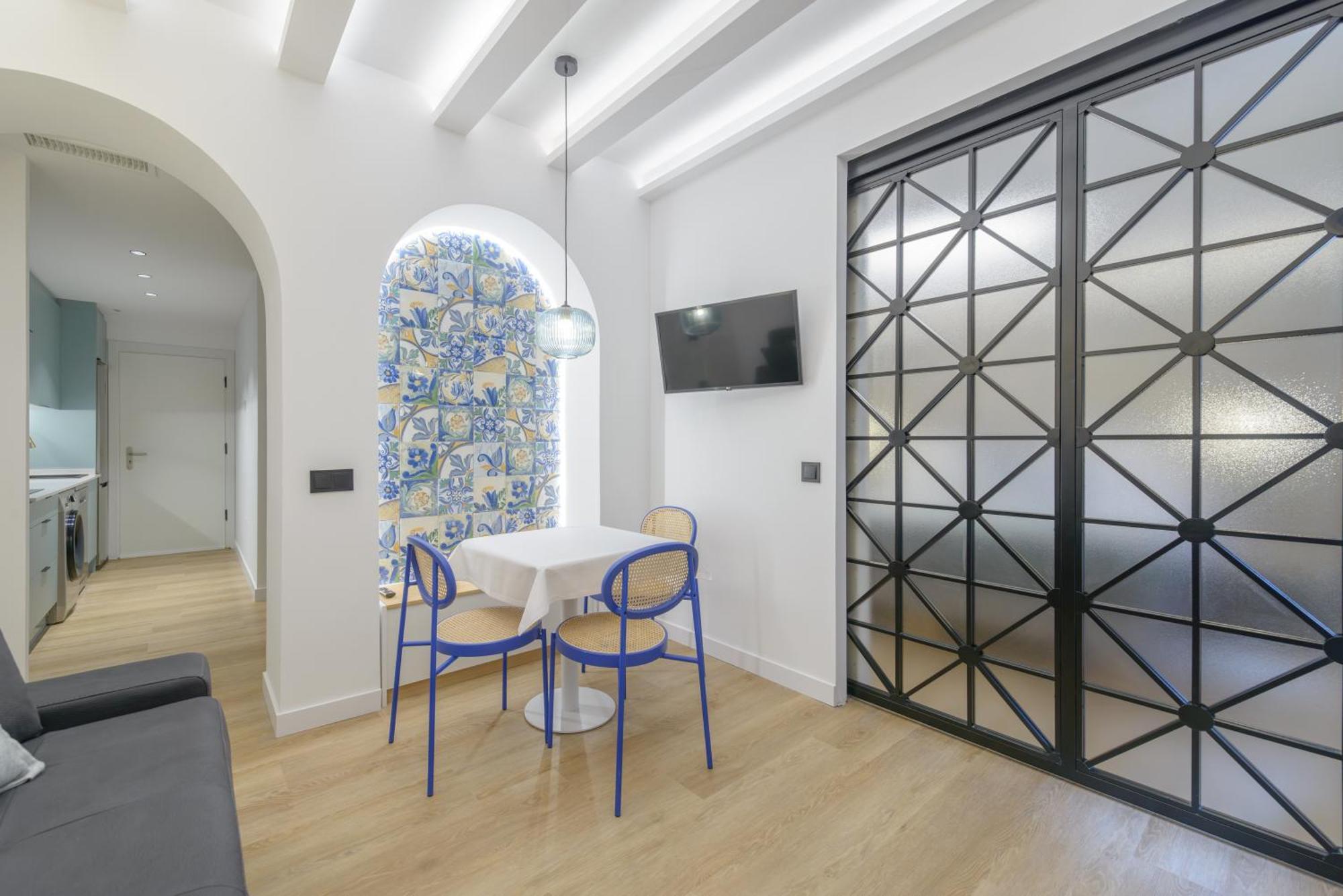 Gran Via Capitals By Monaro***** Apartment Мадрид Екстериор снимка