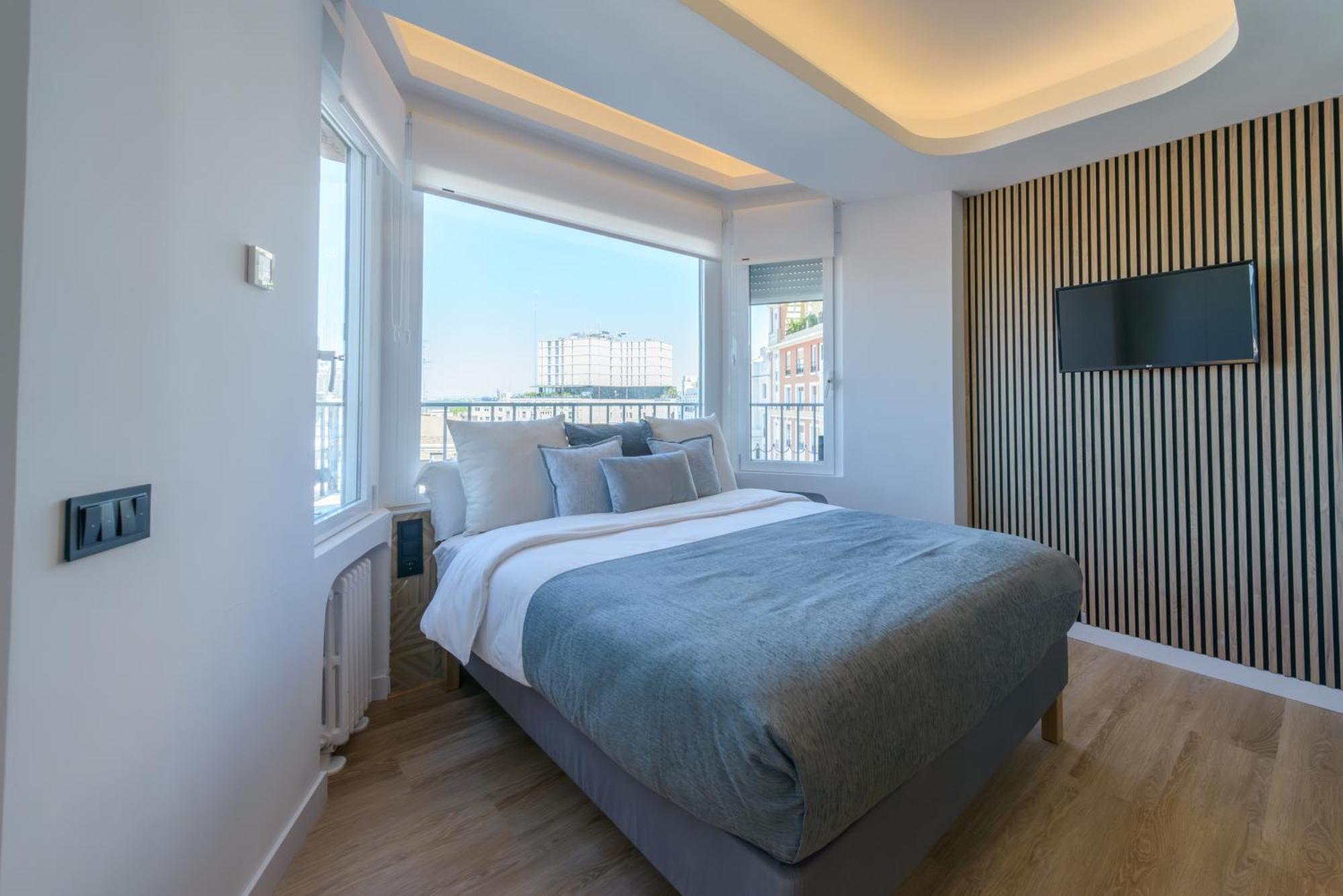 Gran Via Capitals By Monaro***** Apartment Мадрид Екстериор снимка