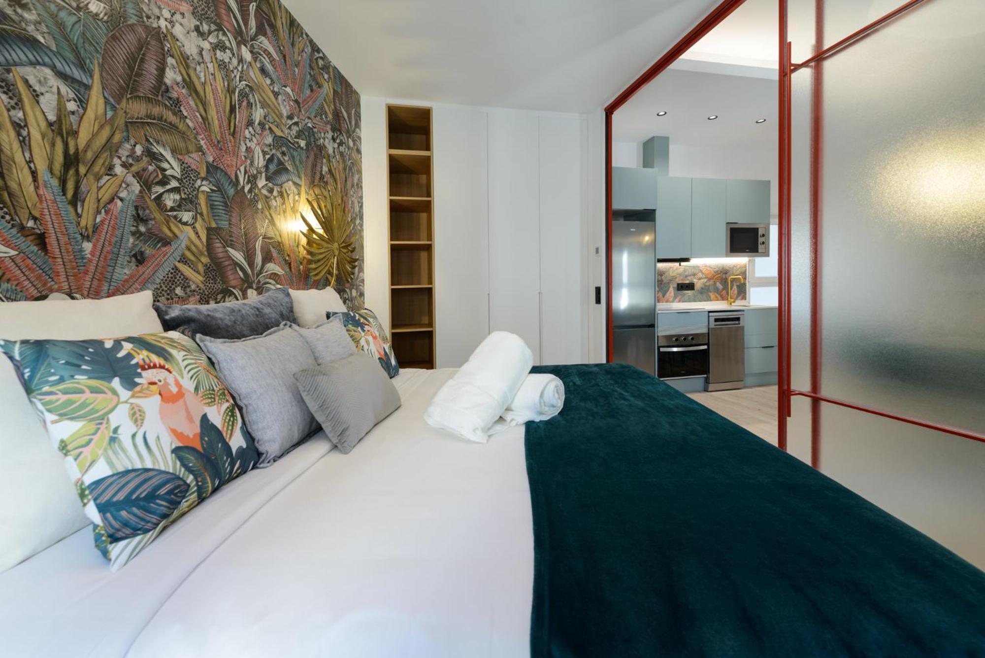 Gran Via Capitals By Monaro***** Apartment Мадрид Екстериор снимка