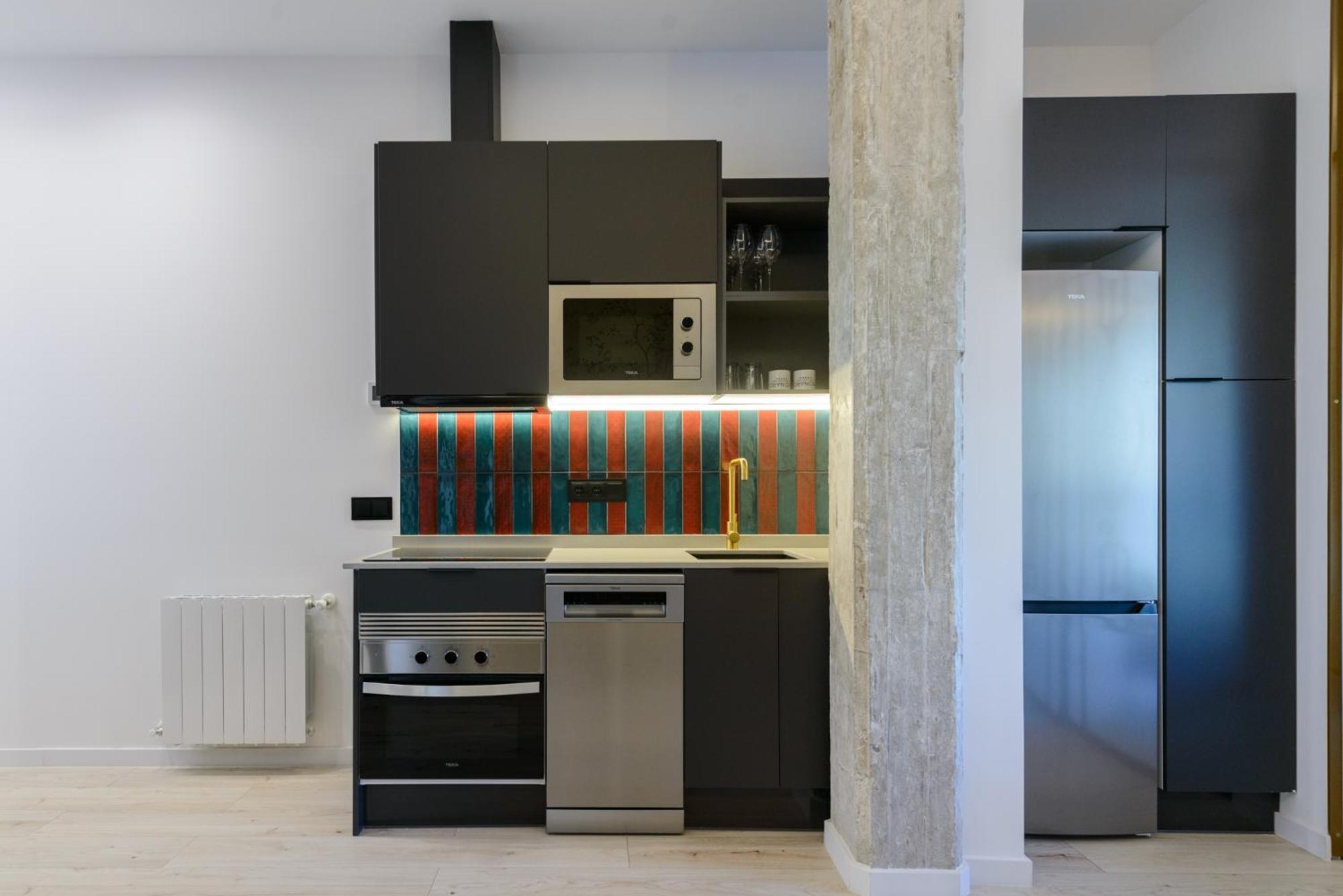 Gran Via Capitals By Monaro***** Apartment Мадрид Екстериор снимка