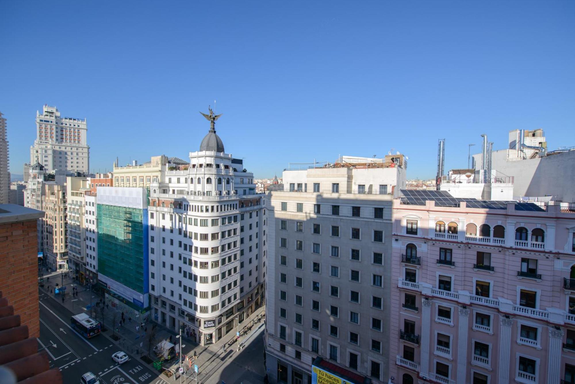 Gran Via Capitals By Monaro***** Apartment Мадрид Екстериор снимка