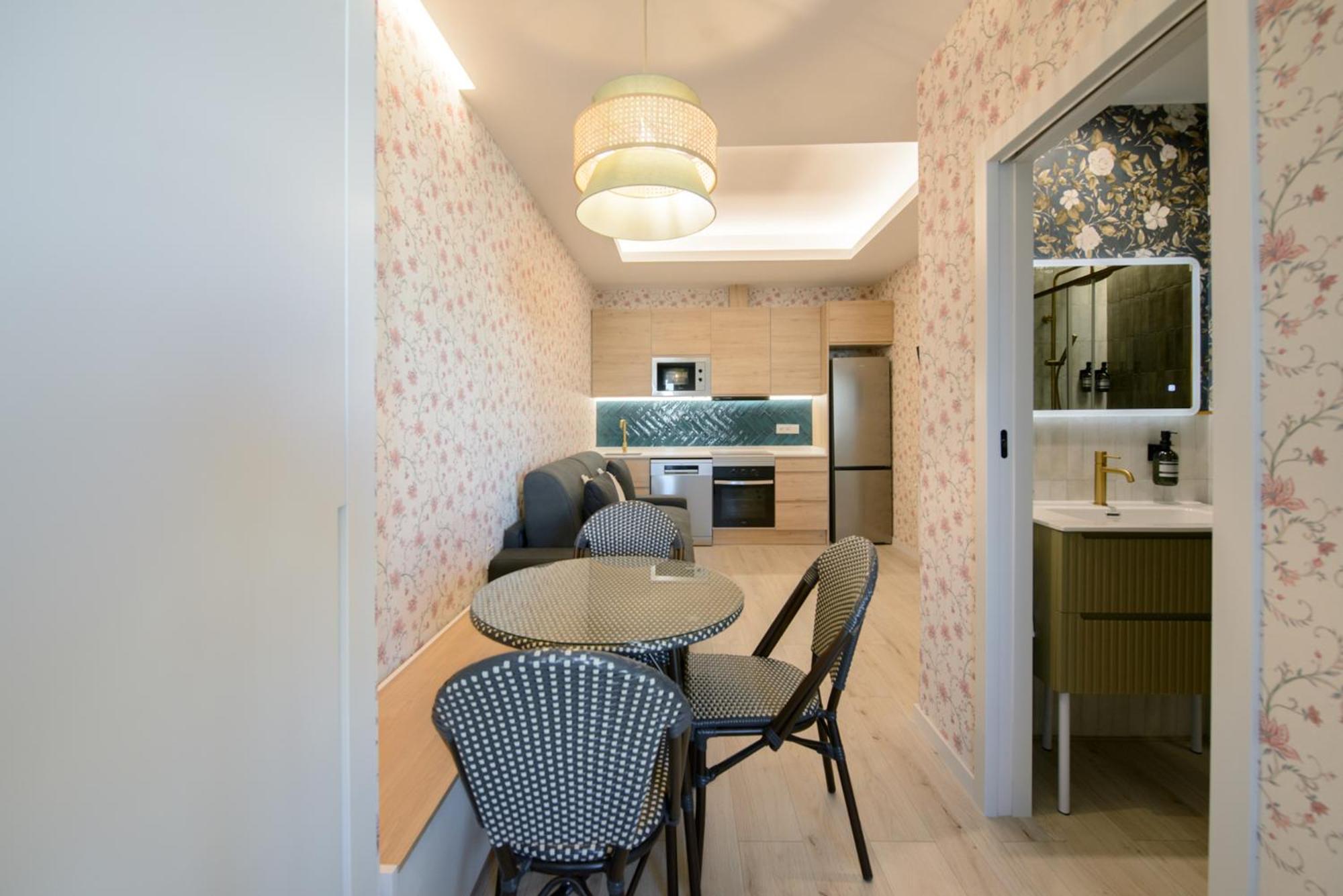 Gran Via Capitals By Monaro***** Apartment Мадрид Екстериор снимка